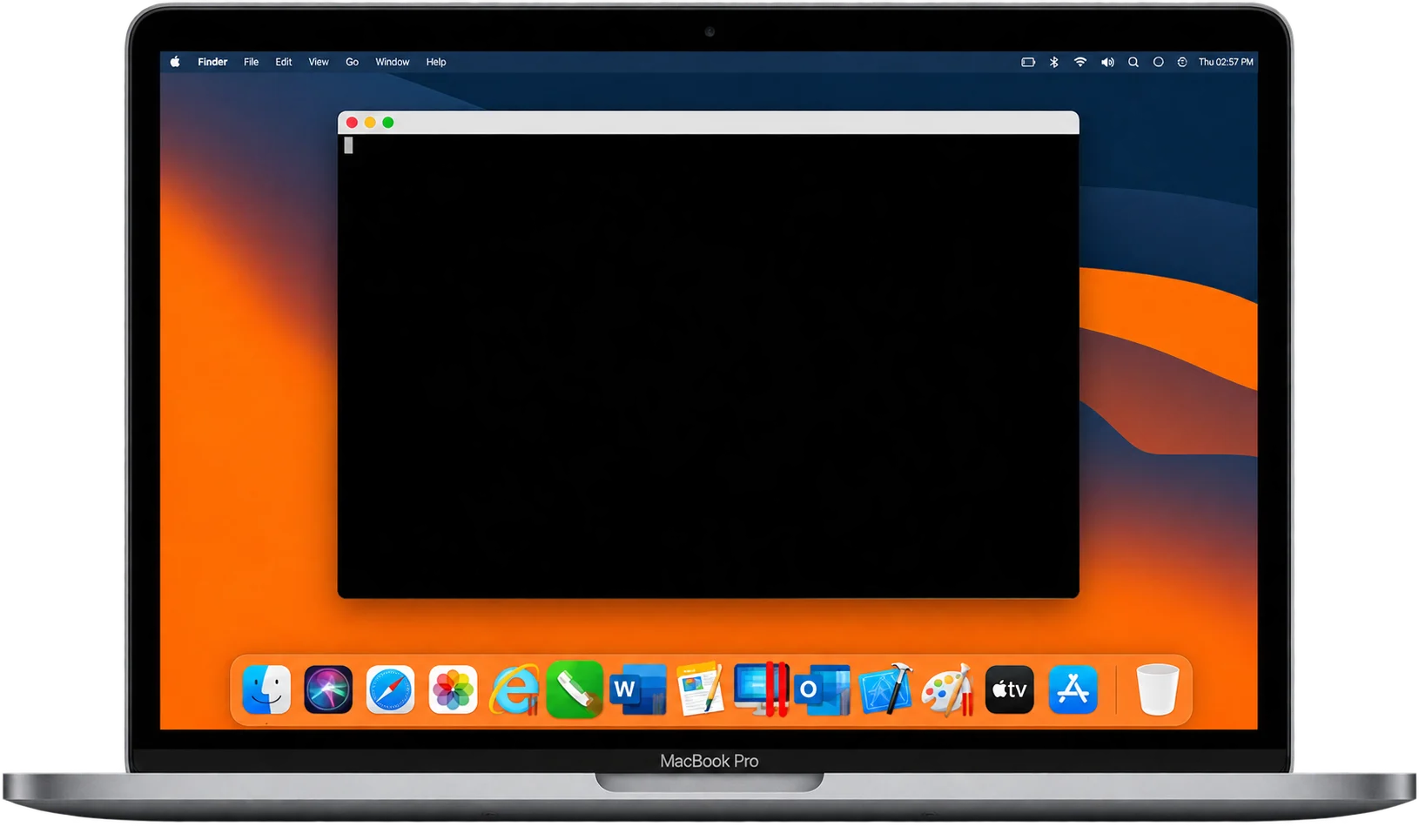 Laptop con una terminal abierta en un servidor de CloudingHost